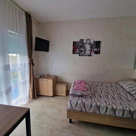 Set Guest house